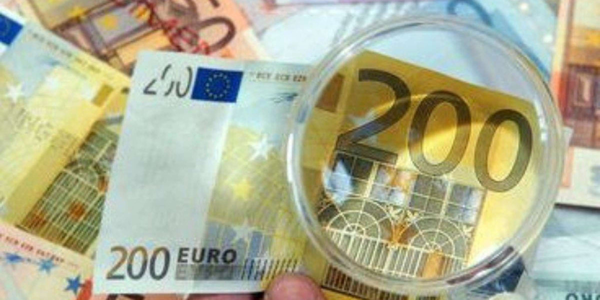 Buying Counterfeit Money Legally: Understanding the Legal Framework and Risks