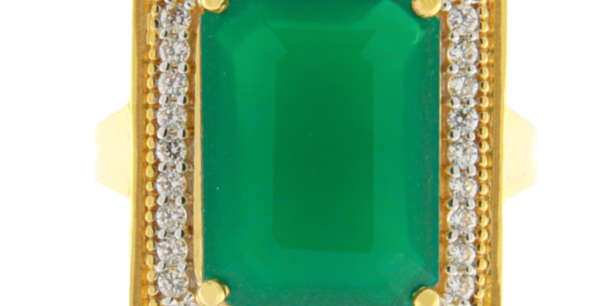 22ct Gold Engagement Rings: A Symbol of Love and Purity