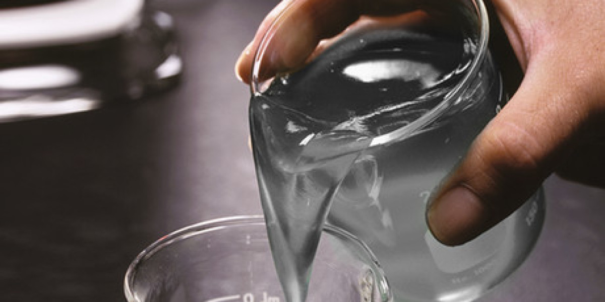Advanced Fracturing Fluid Chemicals for Efficient Oil Recovery