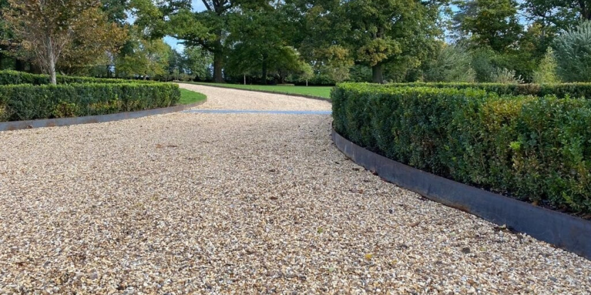 Gravel Driveway Edging: How to Define and Enhance Your Driveway